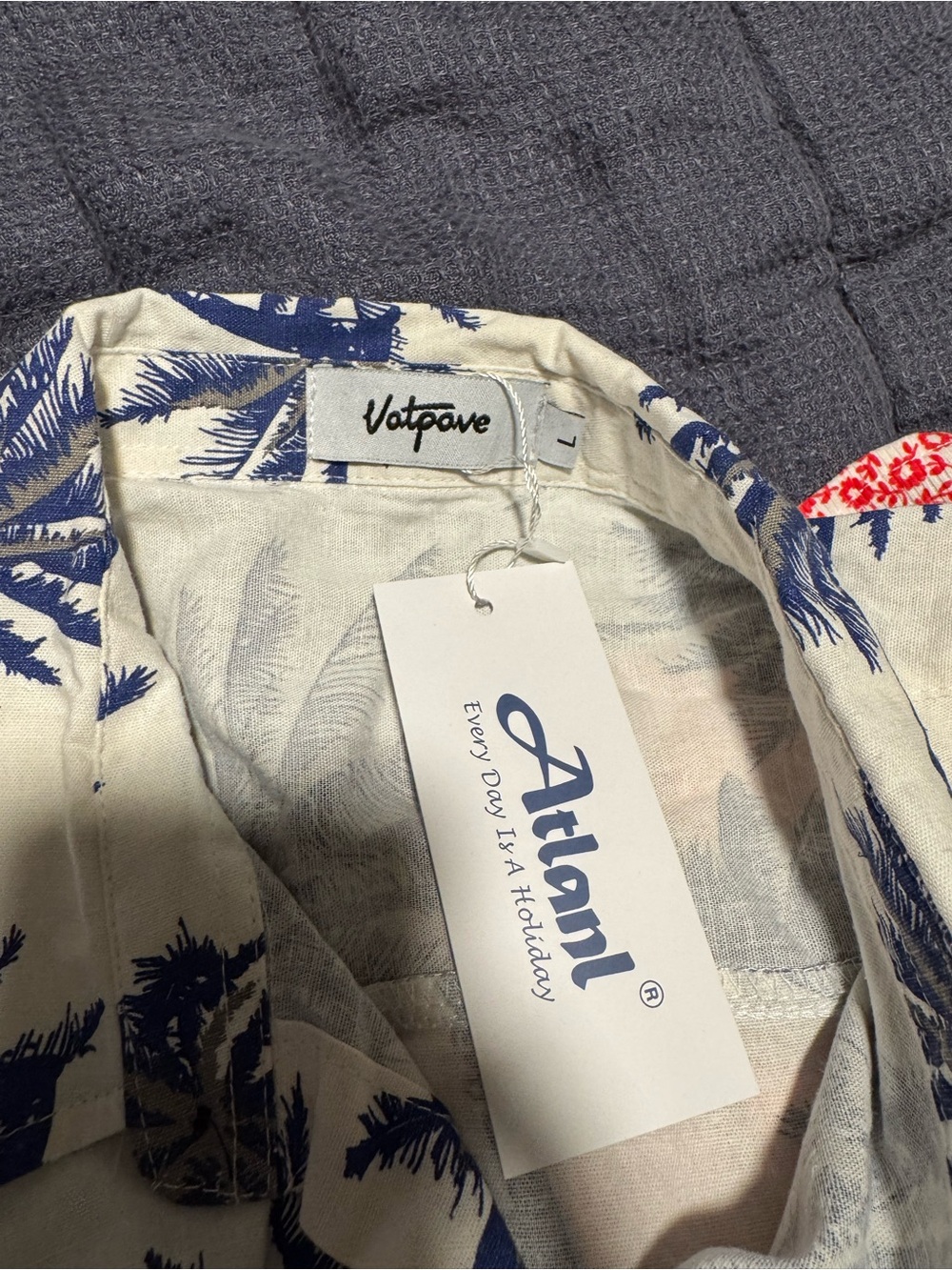 Adoni Men's White Short-Sleeve Palm-Print Button Down Shirt - Picture 3 of 3